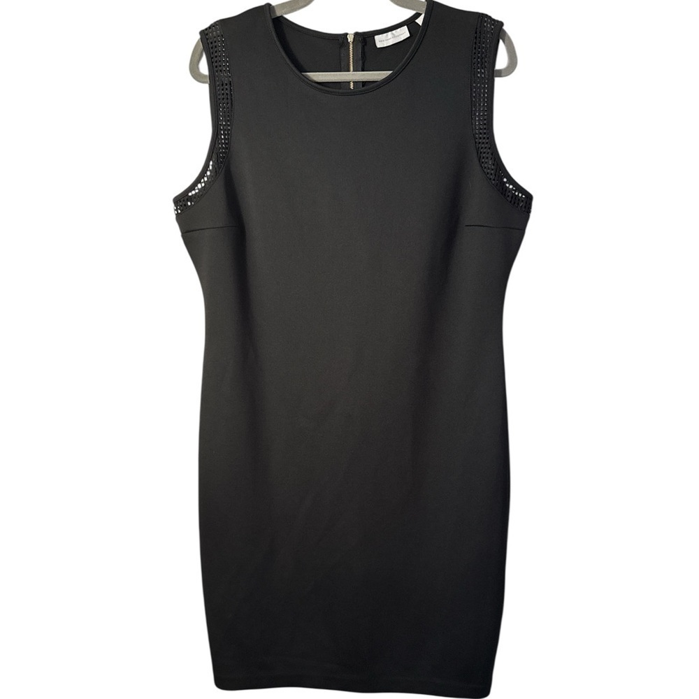 New York & Company Black Sleeveless Shift Dress
